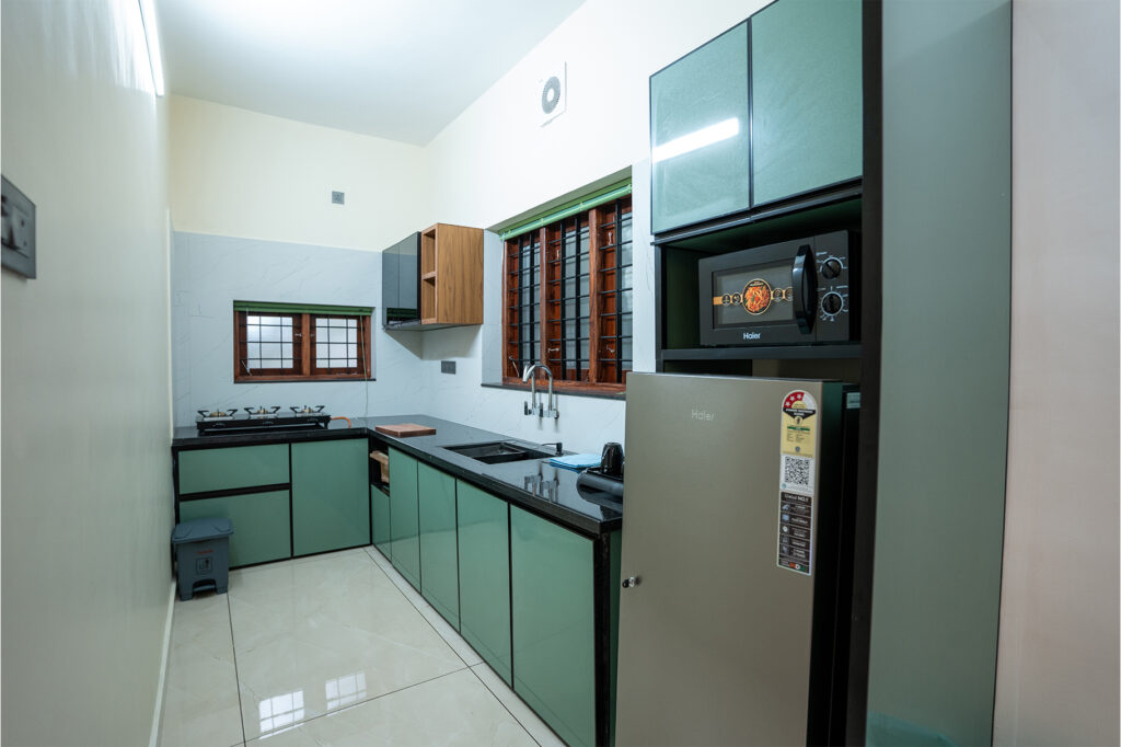 https://tjvistaliving.com/wp-content/uploads/2024/07/TJ-VistaImage-3-1-1024x682.jpg