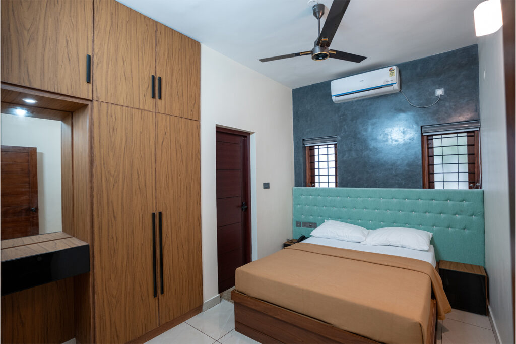 https://tjvistaliving.com/wp-content/uploads/2024/07/TJ-VistaImage-4-2-1024x682.jpg